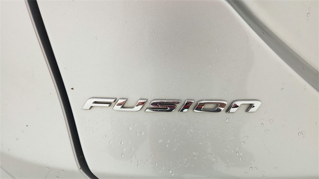 2017 Ford Fusion SE Silver at Autostrade