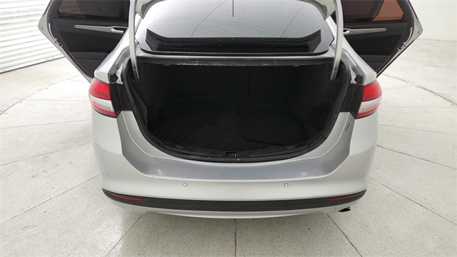 2017 Ford Fusion SE Silver at Autostrade