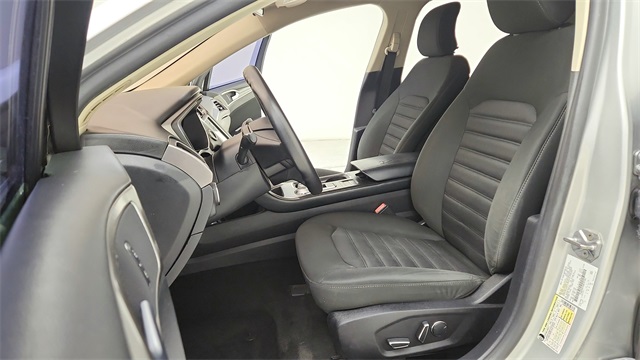 2017 Ford Fusion SE Silver at Autostrade