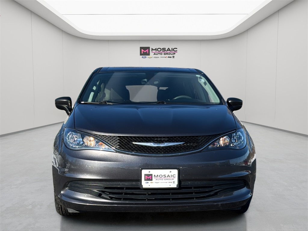 Used 2017 Chrysler Pacifica Touring with VIN 2C4RC1DG6HR695534 for sale in Zumbrota, Minnesota