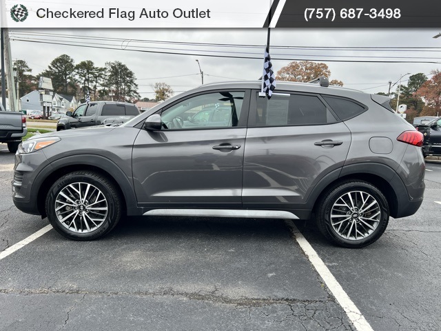 2022 Hyundai Elantra SEL photo 3