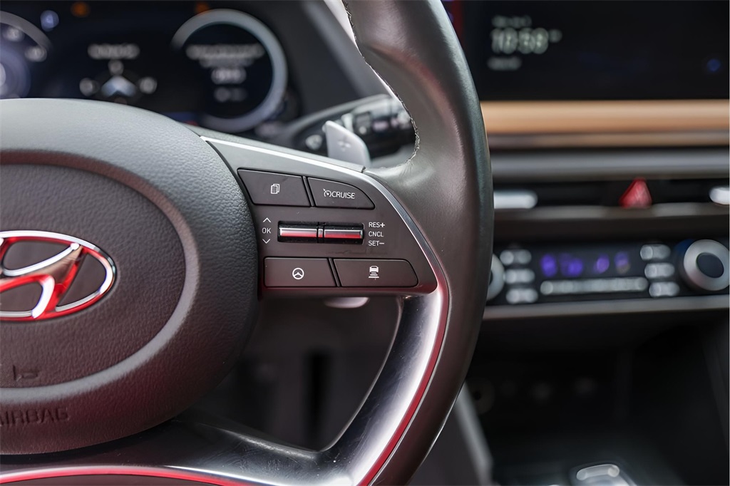 Used Car 2020 Hyundai Sonata  Limited For Sale Under $20,000 In Austin, Texas