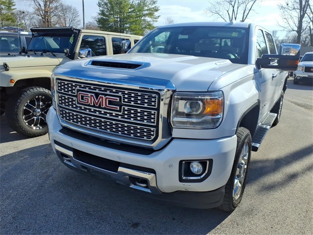 2023 GMC Terrain SLE's photo