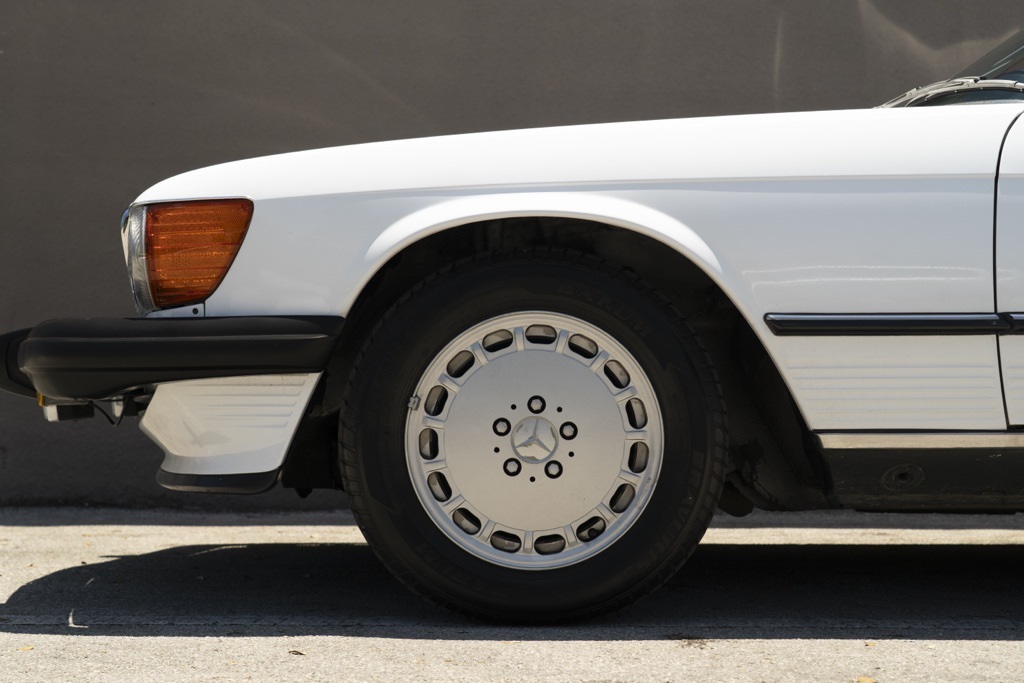 1988 Mercedes-Benz 500-Class 560 SL - Photo 29