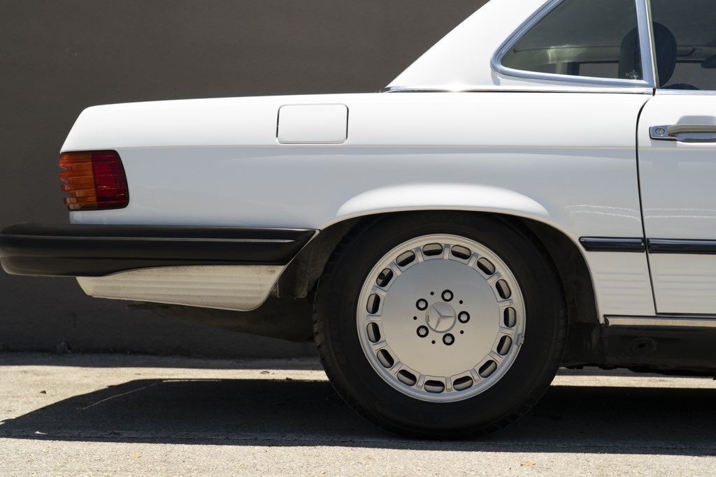 1988 Mercedes-Benz 500-Class 560 SL - Photo 31
