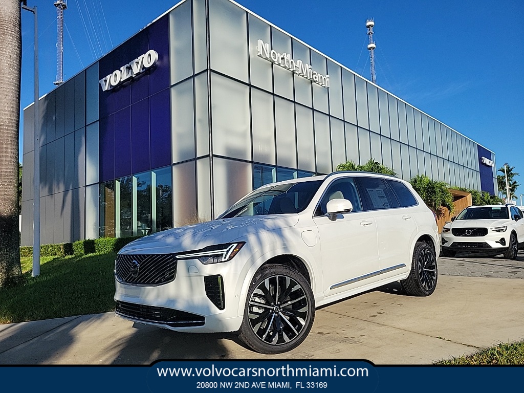 2026 Volvo XC90 Plug-In Hybrid T8 Plus