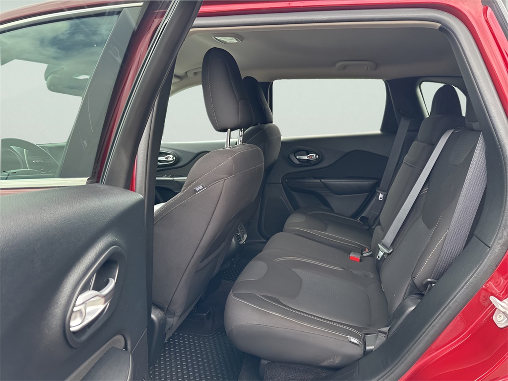 2016 Jeep Cherokee