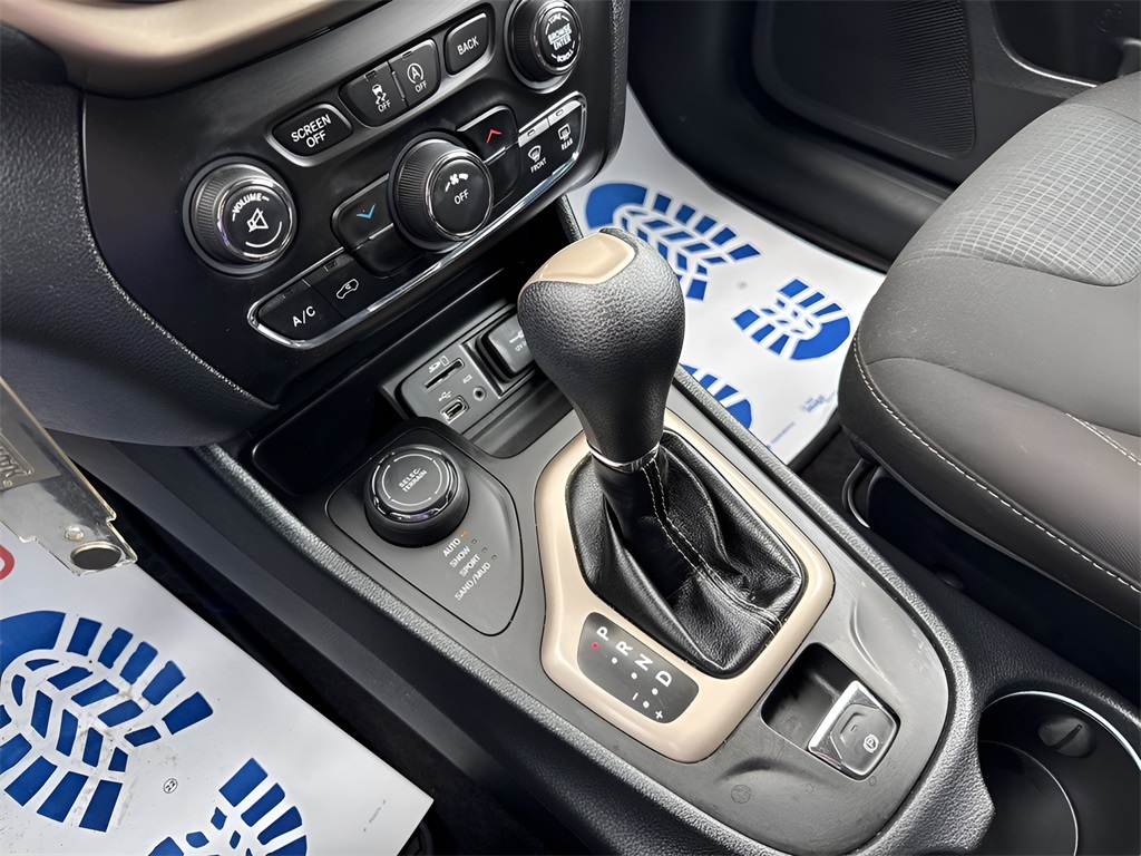 2016 Jeep Cherokee