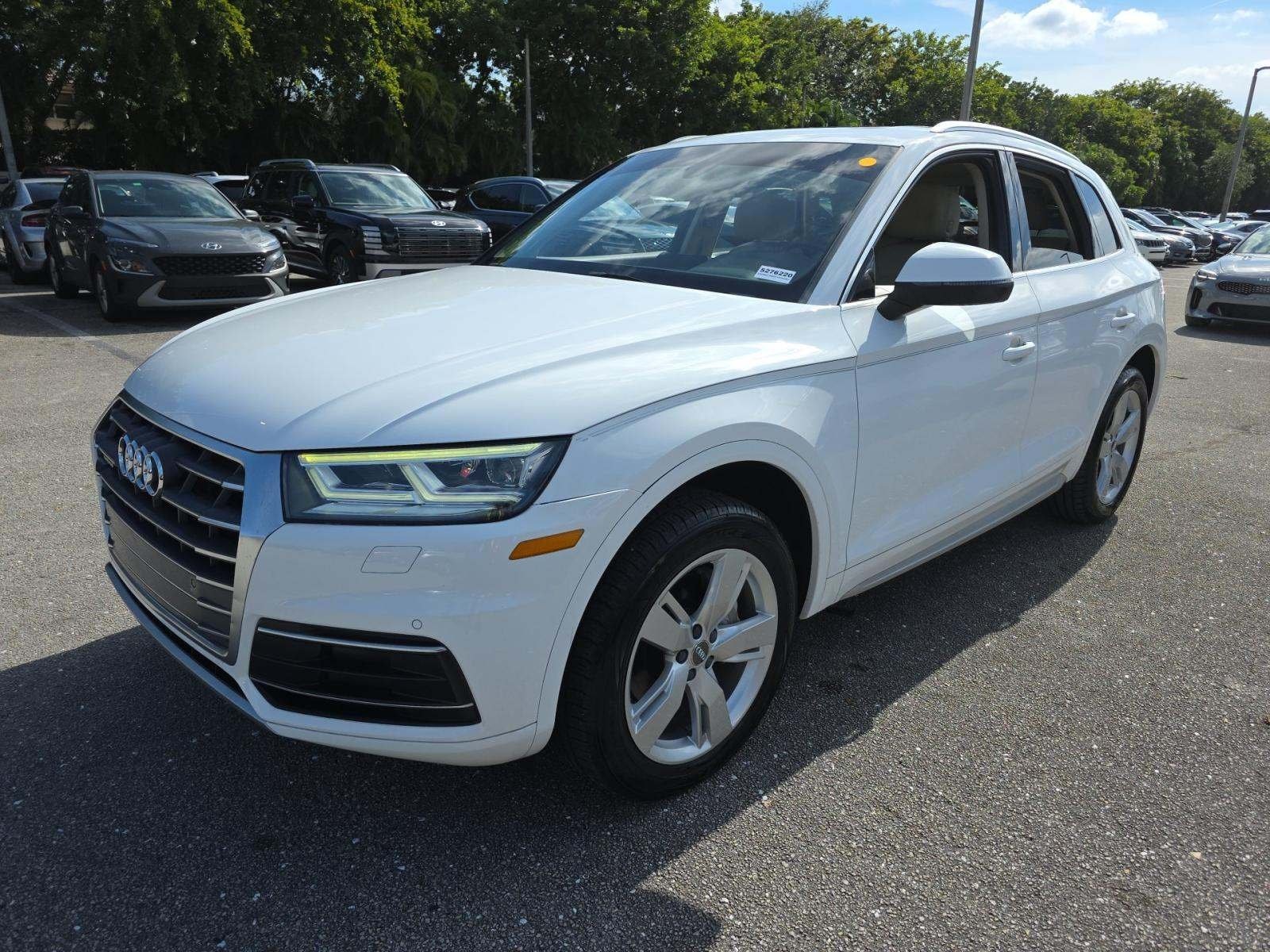 2018 Audi Q5 2.0T Premium Plus's photo