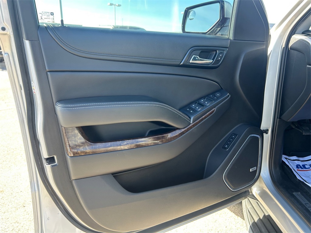 Used Car 2017 Chevrolet Tahoe  Lt For Sale Under $15,000 In Floresville, Texas