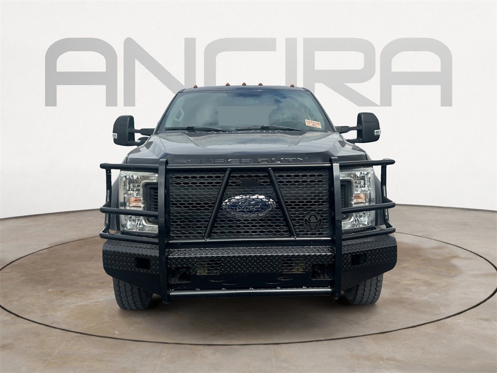 Used Car 2019 Ford F-550sd  Xl For Sale Under $40,000 In Floresville, Texas