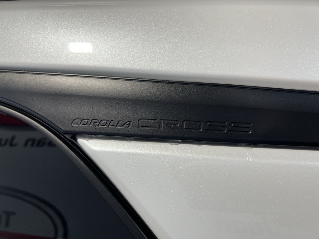 Thumbnail: 2025 Toyota Corolla Cross - 13