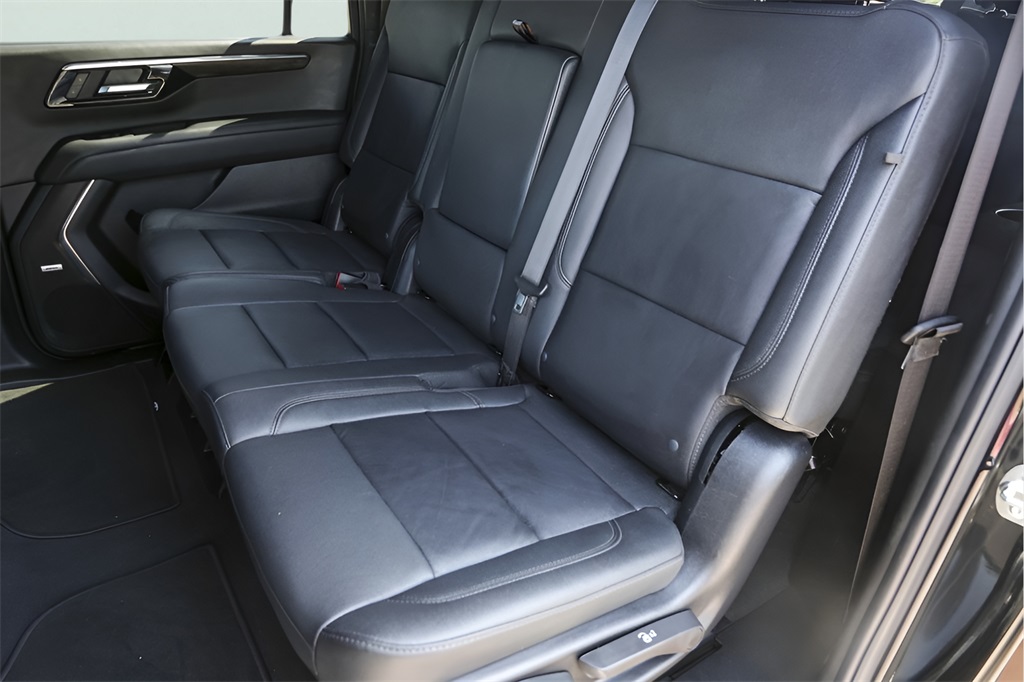 Used Car 2025 Chevrolet Suburban  Lt For Sale Under $70,000 In Austin, Texas