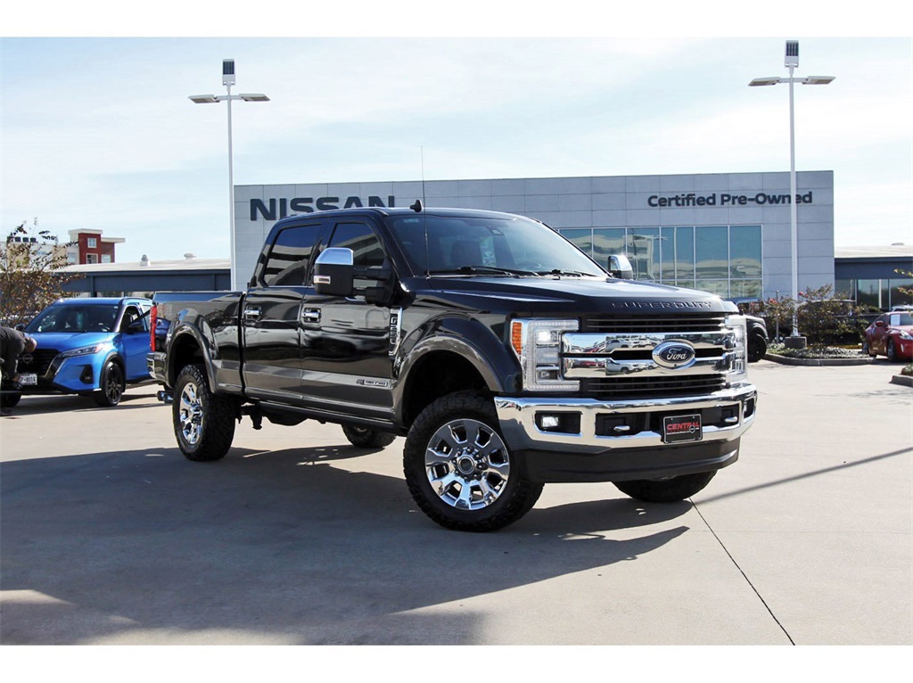 2019 Ford F-250SD King Ranch Black at Autostrade