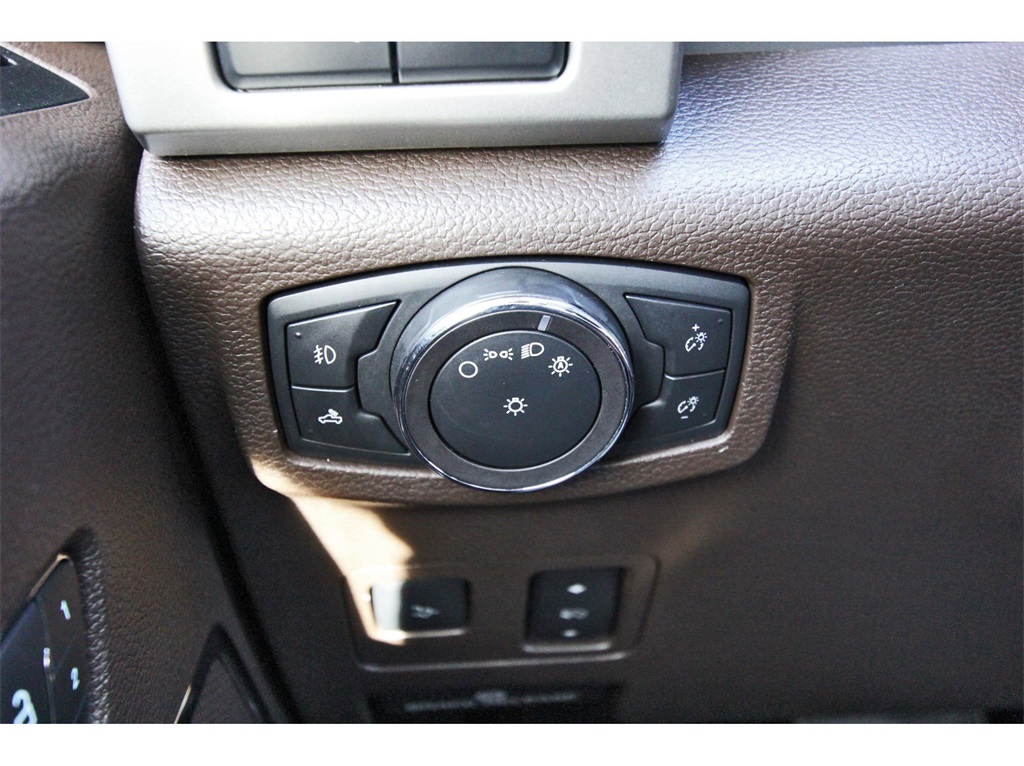 2019 Ford F-250SD King Ranch Black at Autostrade