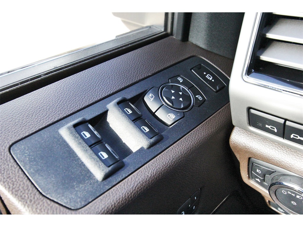 2019 Ford F-250SD King Ranch Black at Autostrade