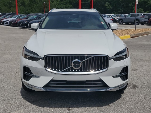 2023 Volvo XC60 B5 Plus photo 6