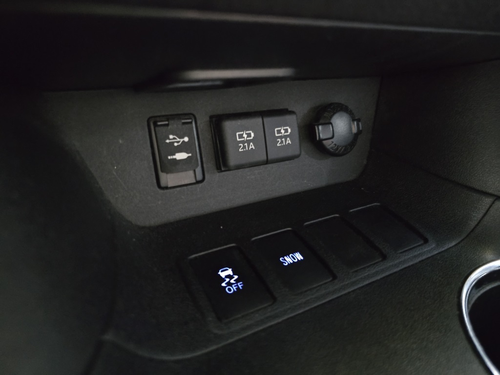 Thumbnail: 2019 Toyota Highlander - 23