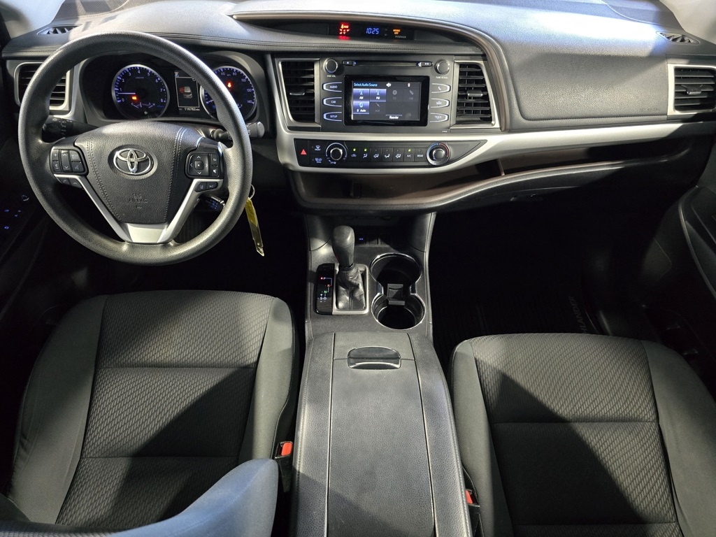 Thumbnail: 2019 Toyota Highlander - 30