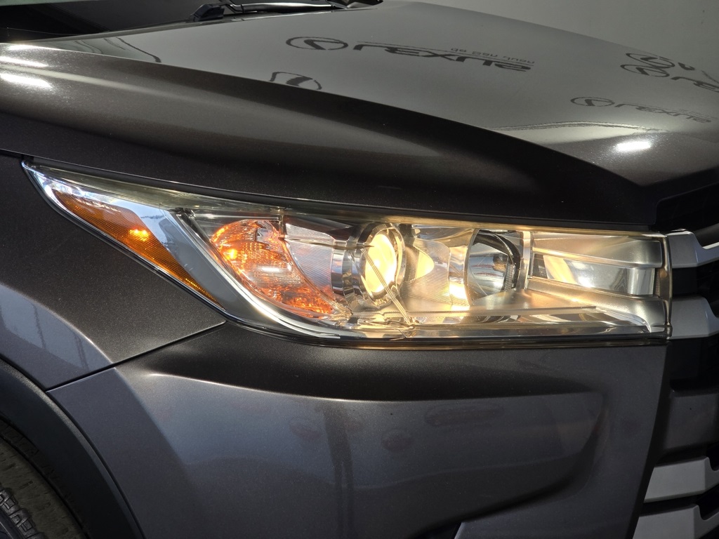 Thumbnail: 2019 Toyota Highlander - 5