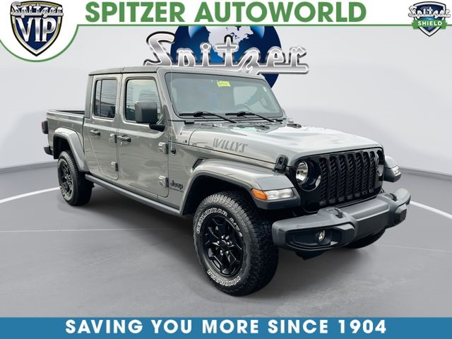 2021 Jeep Gladiator Willys Crew Cab 4WD