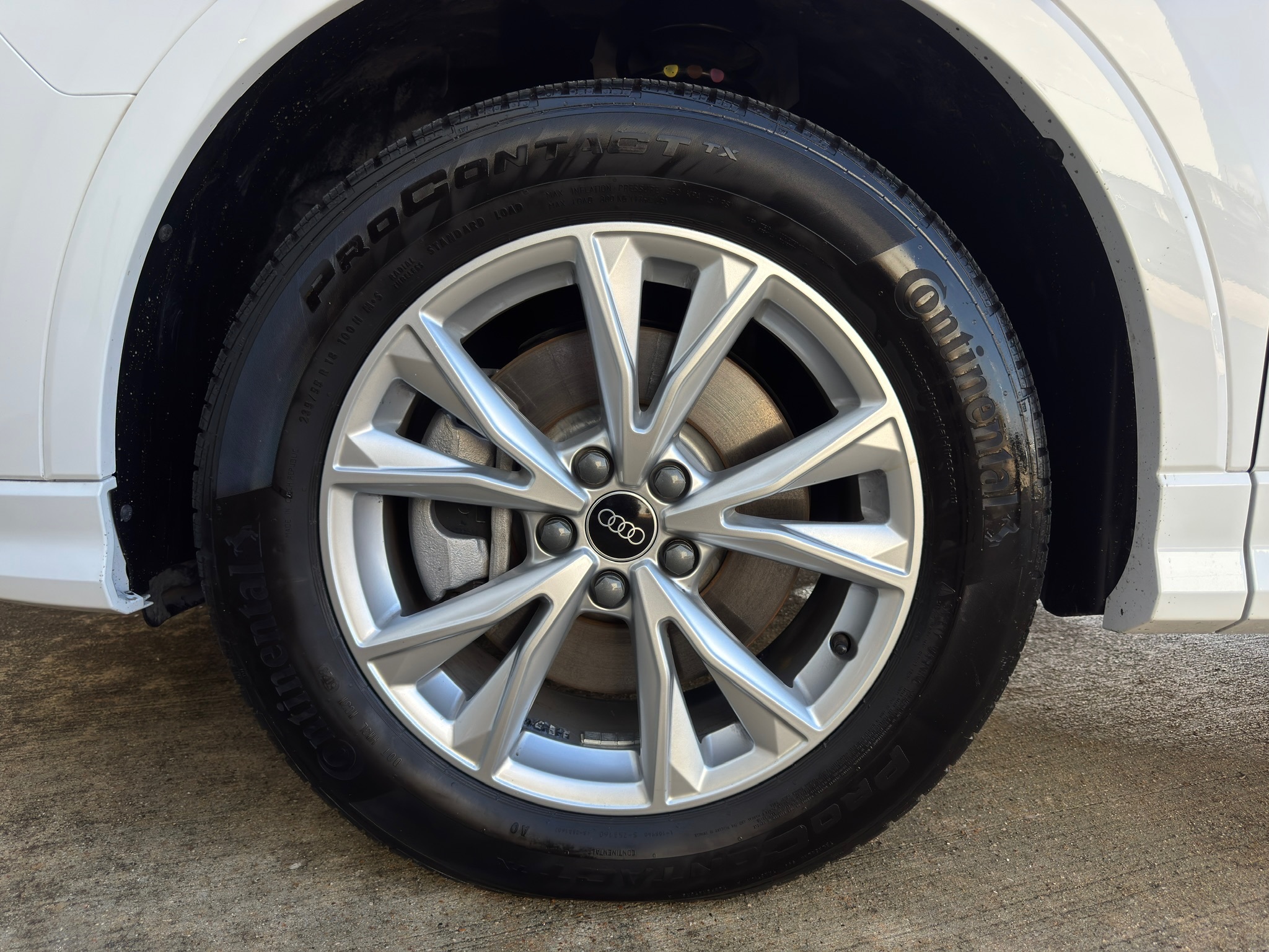 2024 Audi Q3 Premium White at River Oaks CDJR