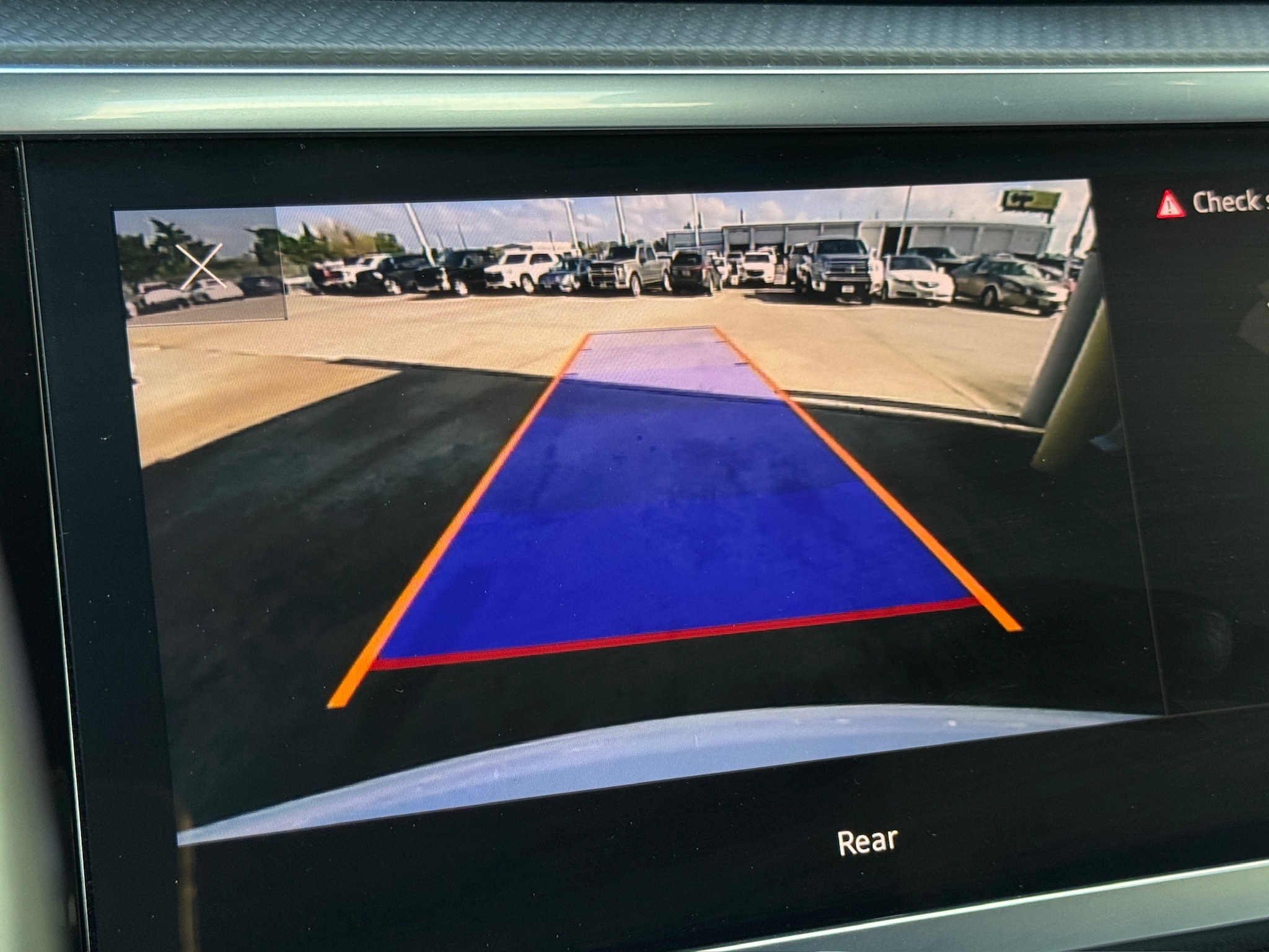 2024 Audi Q3 Premium White at River Oaks CDJR