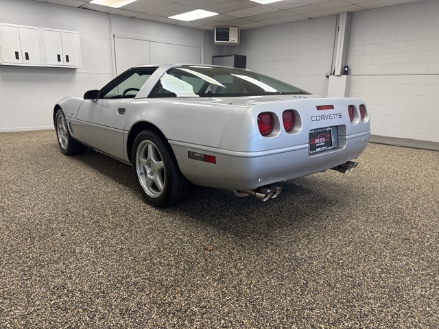1996 Chevrolet Corvette Base photo 4