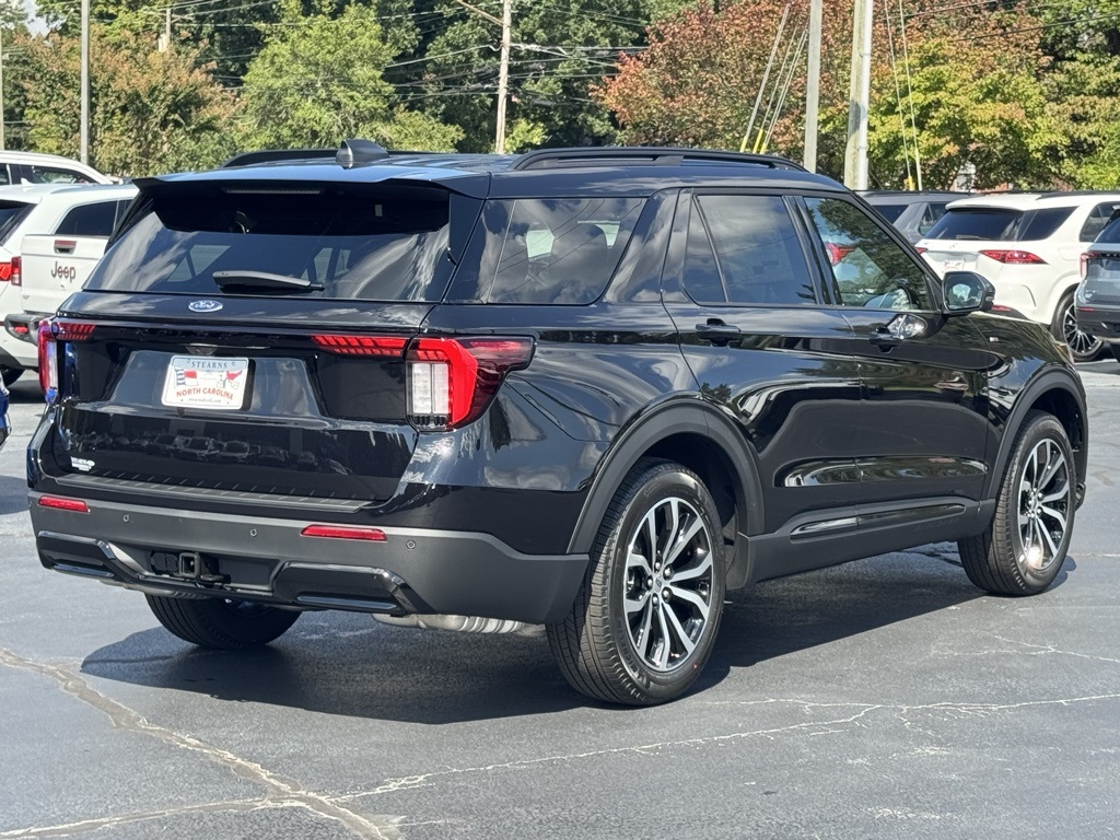 FordExplorer17