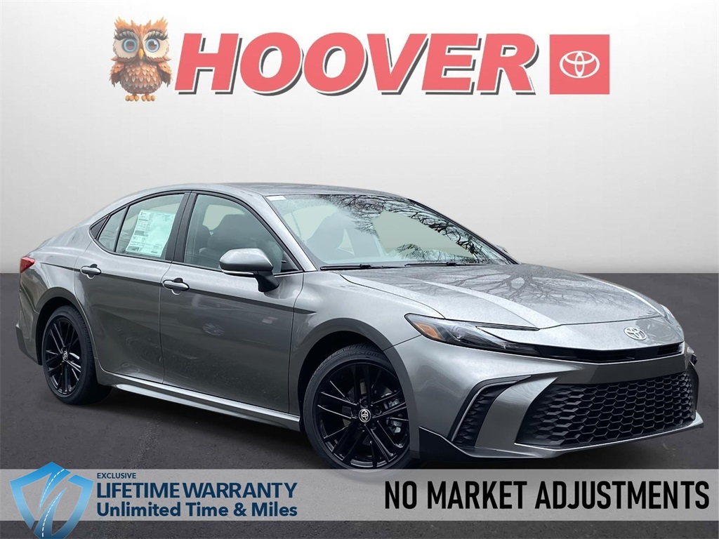 2026 Toyota Camry SE FWD