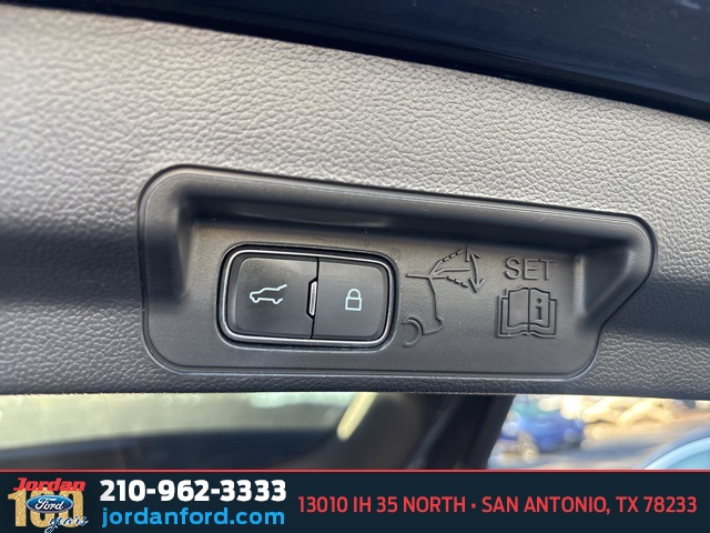 Used Car 2023 Ford Explorer  Xlt For Sale Under $30,000 In San Antonio, Texas