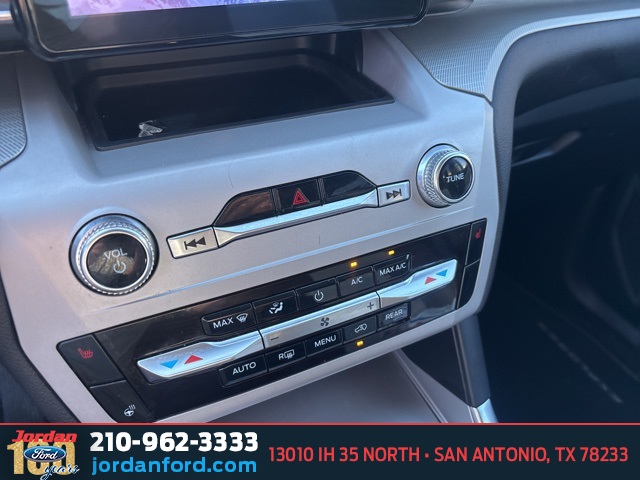 Used Car 2023 Ford Explorer  Xlt For Sale Under $30,000 In San Antonio, Texas