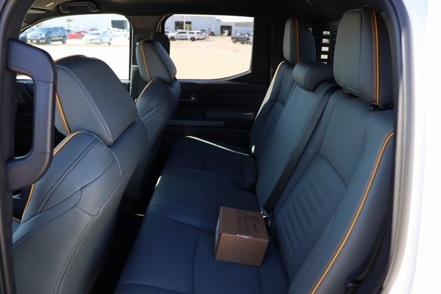 2025 Toyota Tacoma Hybrid Trailhunter - 11