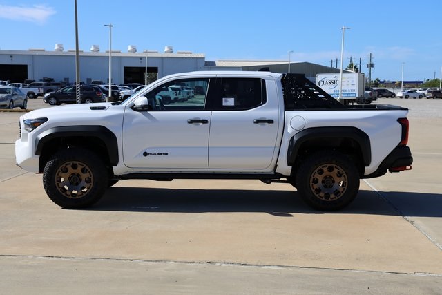 2025 Toyota Tacoma Hybrid Trailhunter - 4