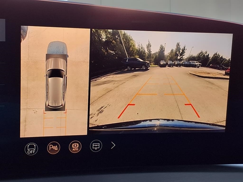 2026 Cadillac VISTIQ SPORT - 7