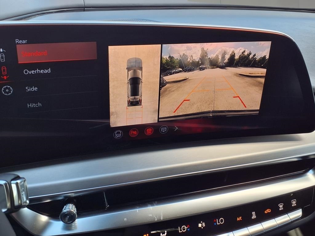 2026 Cadillac LYRIQ-V V - 8