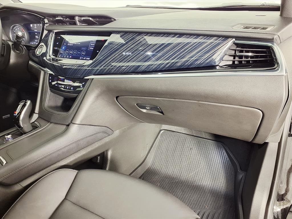 2024 Cadillac XT6 Premium Luxury Black at Tom Peacock Cadillac