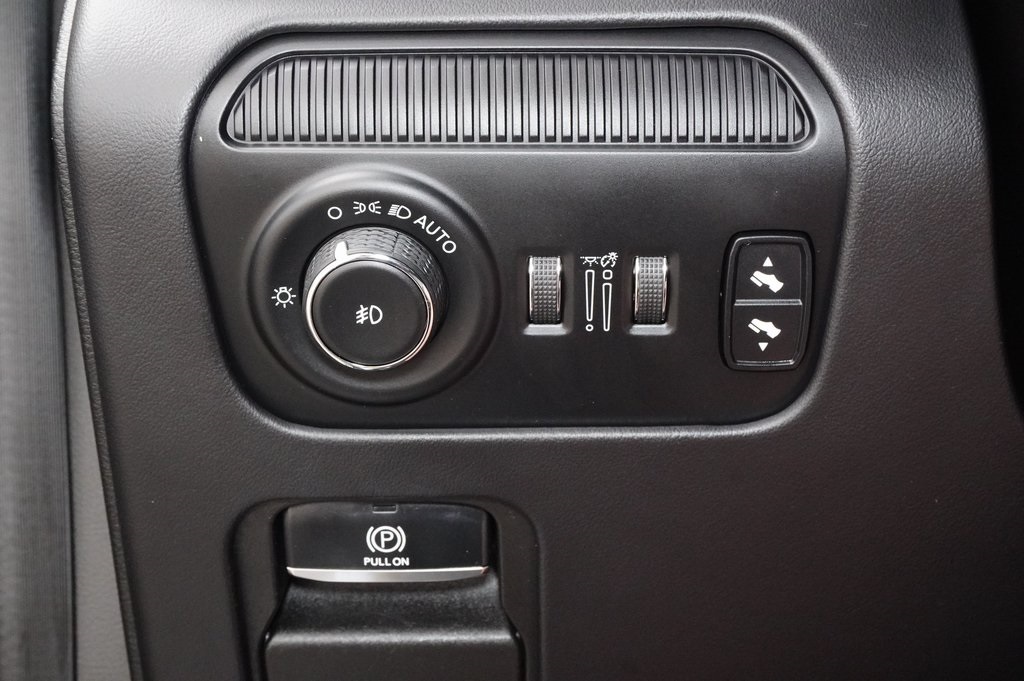 Used Car 2022 Jeep Grand Wagoneer  Series Ii For Sale Under $60,000 In Weatherford, Texas