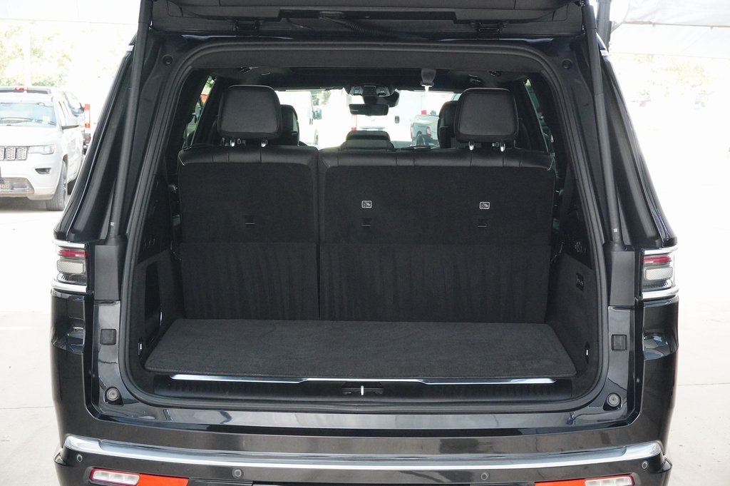 Used Car 2022 Jeep Grand Wagoneer  Series Ii For Sale Under $60,000 In Weatherford, Texas
