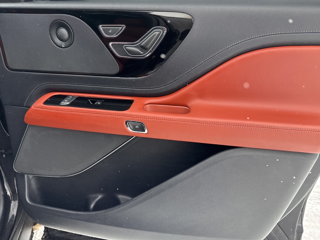 2025 Lincoln Aviator