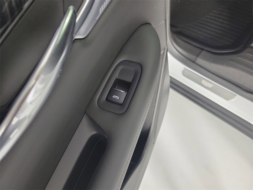 2024 Cadillac XT6 Premium Luxury White at Tom Peacock Cadillac