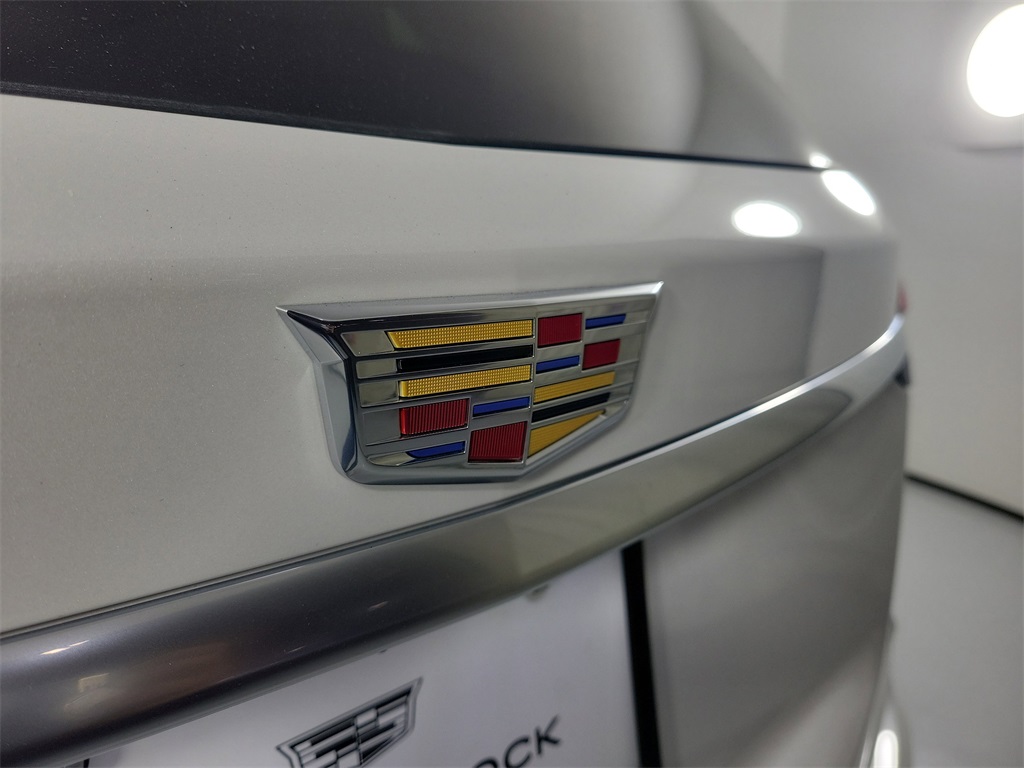 2024 Cadillac XT6 Premium Luxury White at Tom Peacock Cadillac