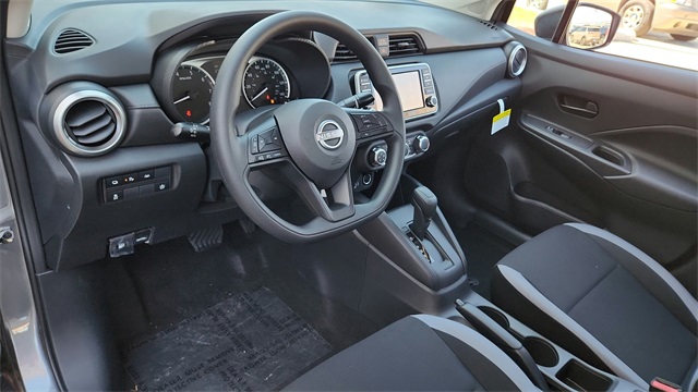 2025 Nissan Versa