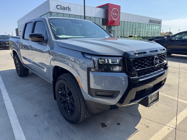 2026 Nissan Frontier SV's photo
