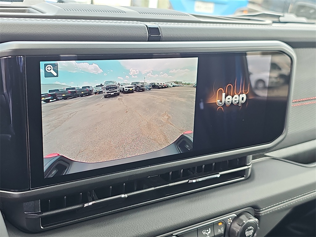 2025 Jeep Gladiator Rubicon - 10