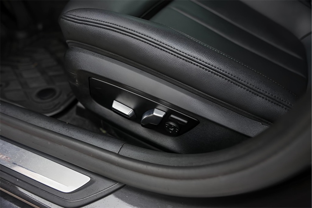 Used Car 2020 Bmw 5 Series  530i For Sale Under $25,000 In Austin, Texas