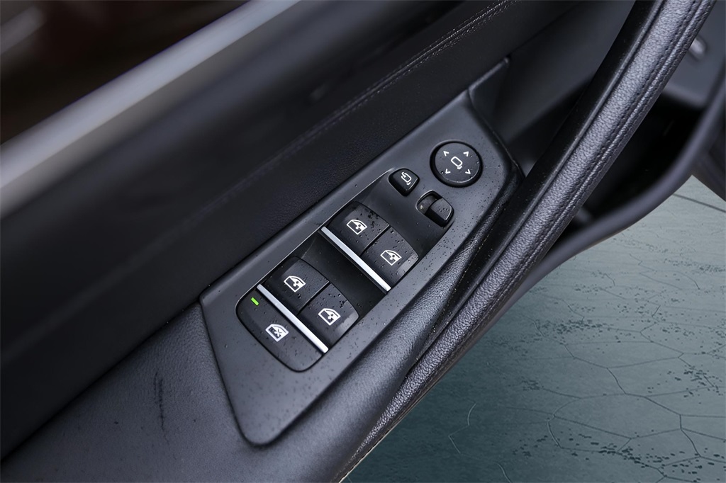 Used Car 2020 Bmw 5 Series  530i For Sale Under $25,000 In Austin, Texas