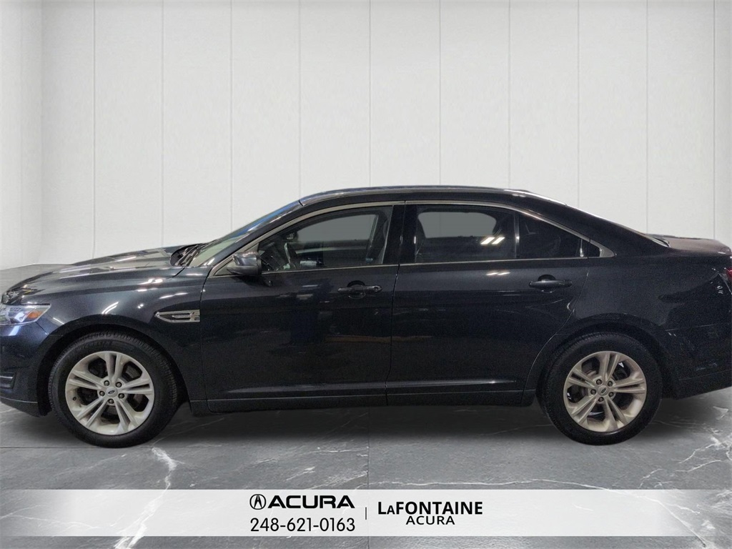 2017 Ford Taurus SEL