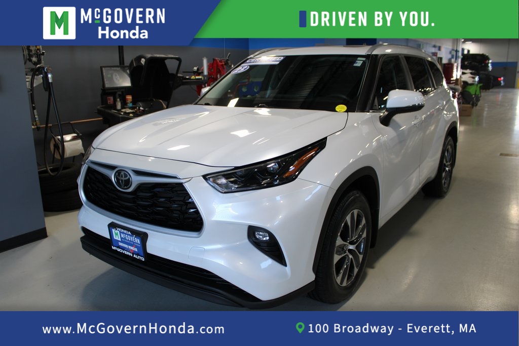 2023 Toyota Highlander XLE AWD