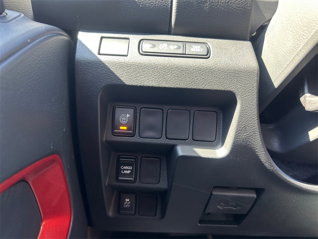 Used Car 2025 Nissan Frontier  Pro-x For Sale Under $35,000 In Floresville, Texas